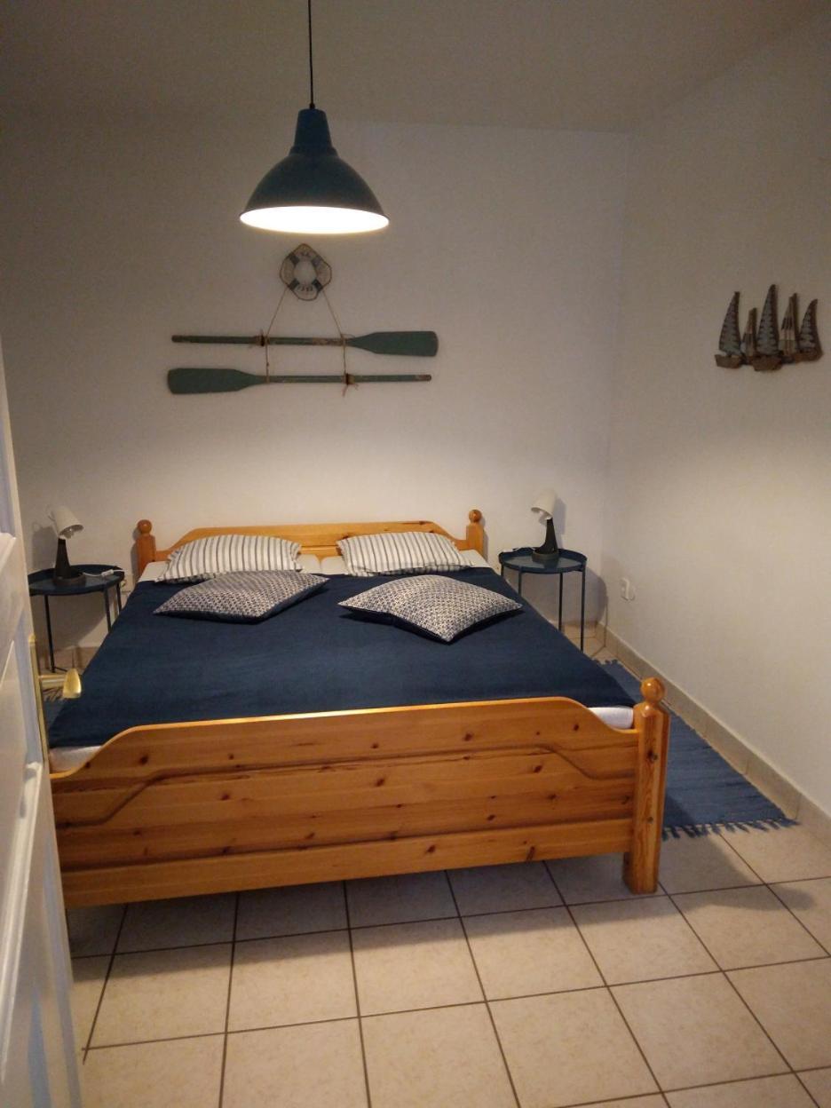 Sirály Apartman Revfulop Quarto foto